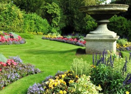 The Essential Guide to Stunning Commercial Landscaping: Landscape Maintenance Tips for Optimal Appeal