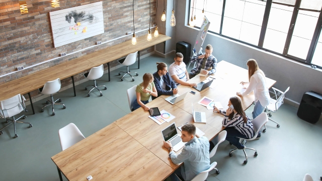 The Rise of Collaborative Workspaces: Unlocking the Potential of Coworking